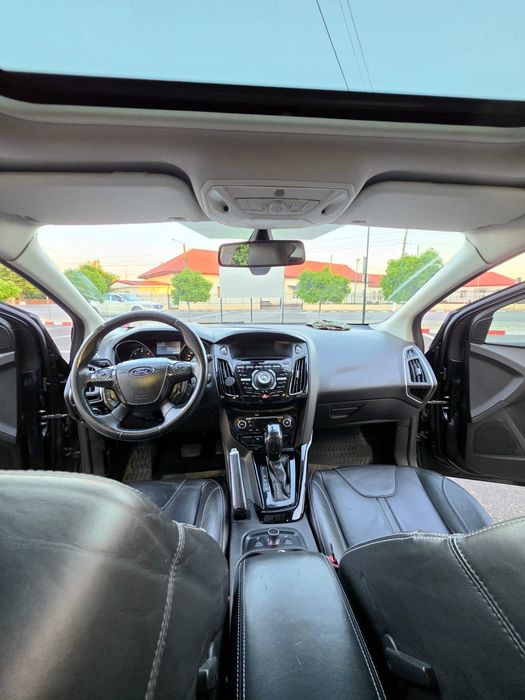 FORD Focus 2013 — imagine 5