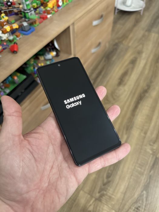 Samsung Galaxy A53 5G, memorie 128GB, 6GB RAM, Android 15, impecabil