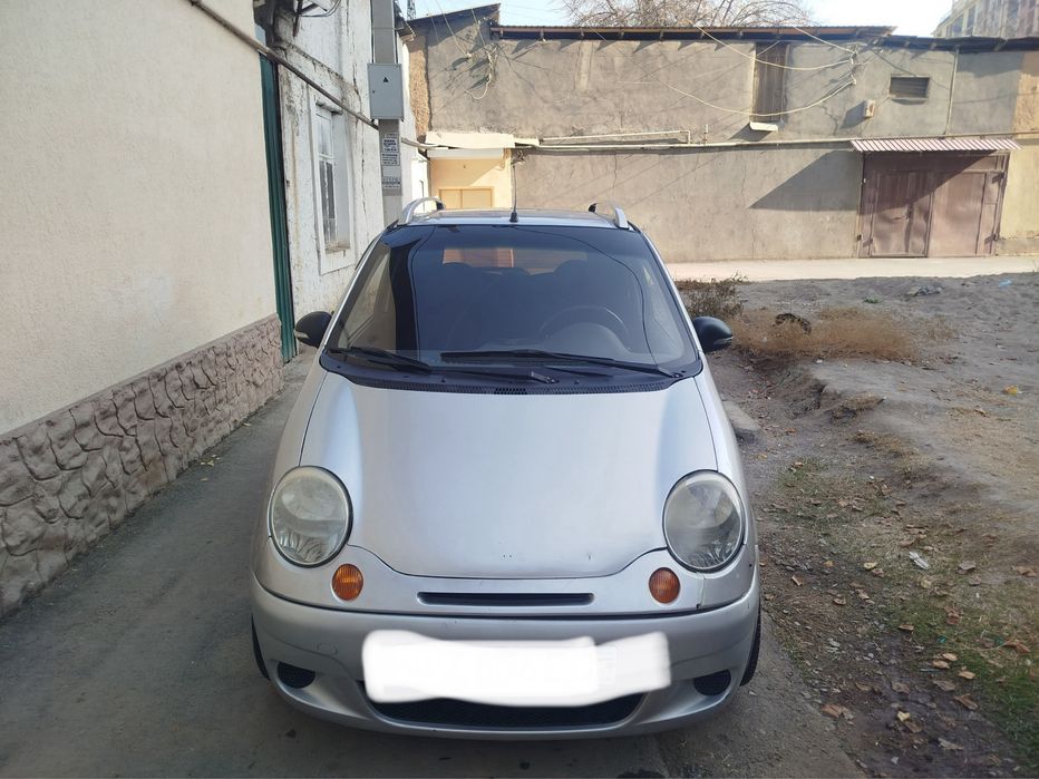 Матиз срочна сотилади