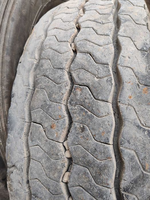 Anvelope 275.70.22,5 Pirelli