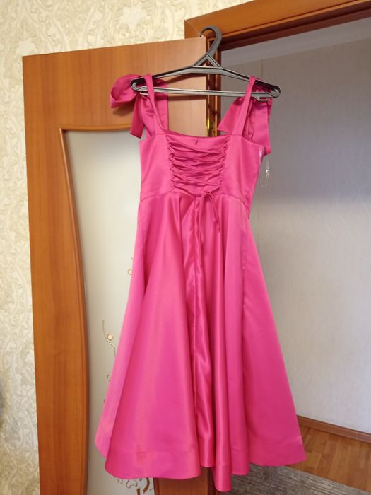 Продам красивое платье