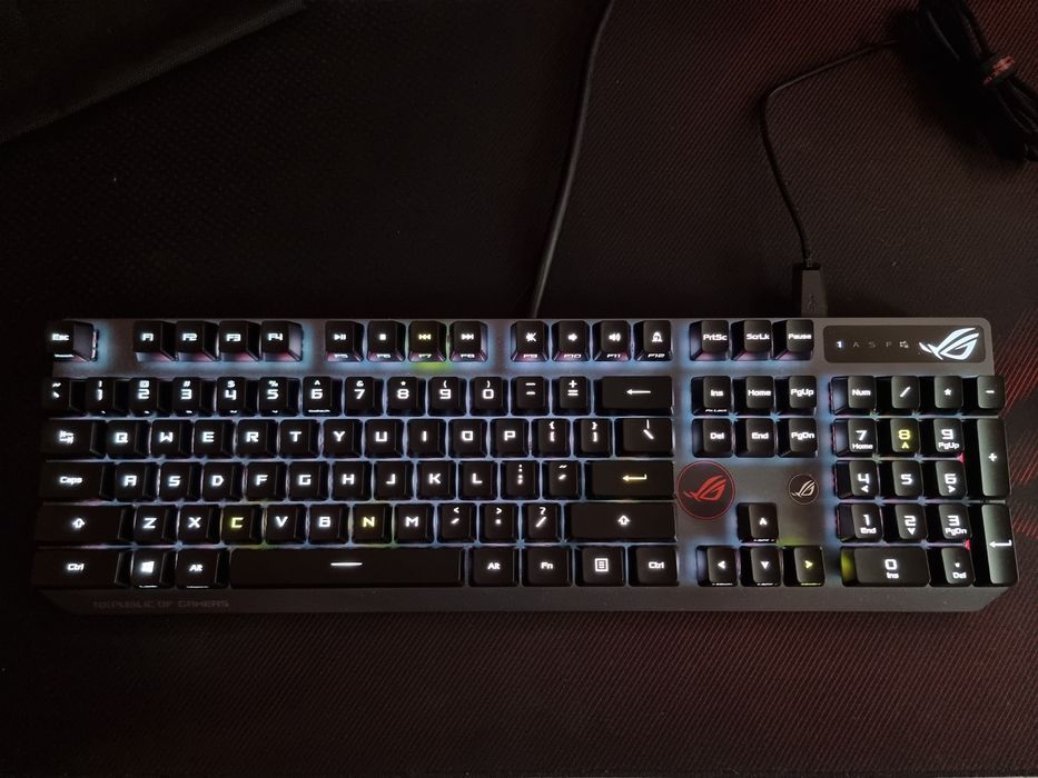 Tastatura Asus ROG Strix Scope RX