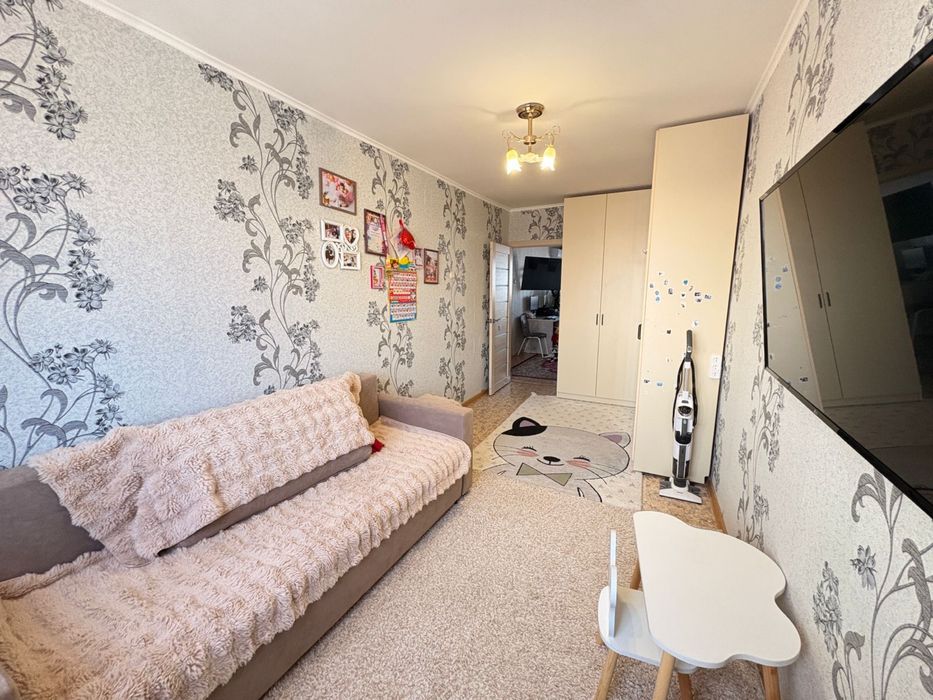 Продаетя 2 комнатная квартира