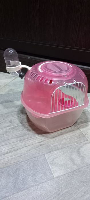 Продам недорого для хомяка