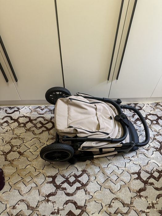 Коляска детская прогулочная