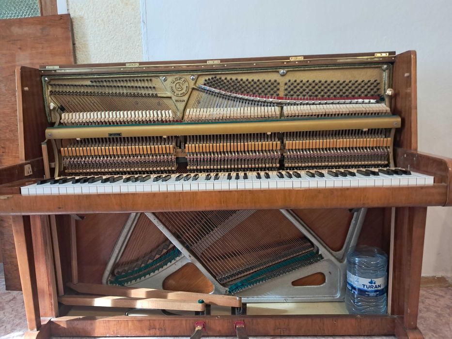 пианино Calisia (Польша)