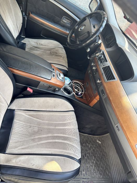 BMW 750i Распродажа со скидкой