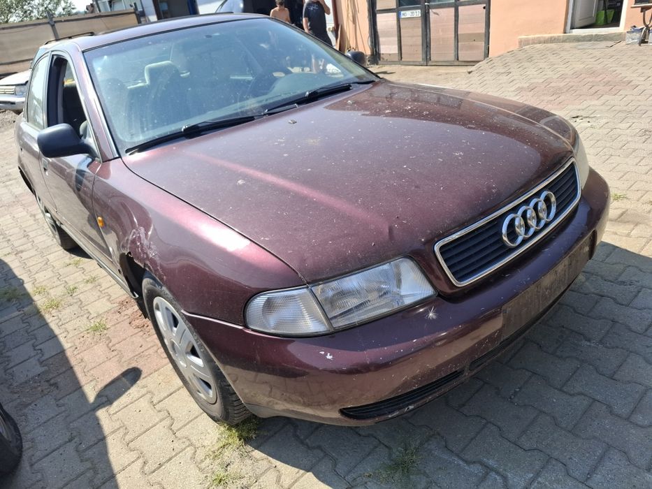 Elemente Caroserie Audi A4 B5 1.6i-8v Tip ADP Fabricat 1996