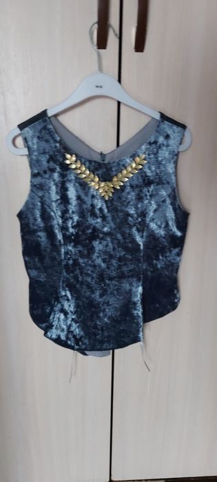 Платье нарядное для подростка