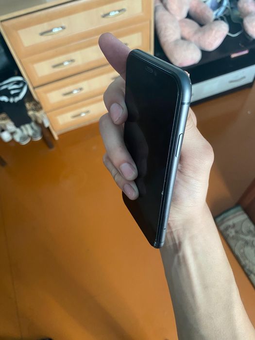 Iphone 11 в идеальном состоянии