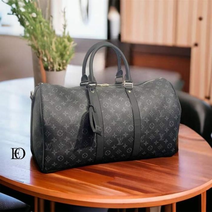 Genti voiaj unisex, diverse nuanțe, saculet, etichetă, curea detasabil