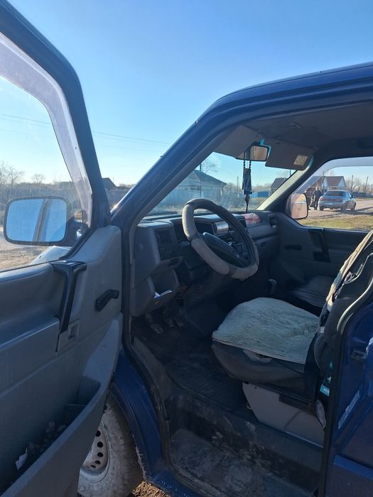 Продам Т4 буса, живой для своих лет