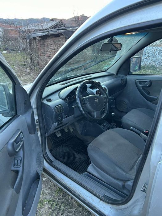Opel combo 1.6 ..