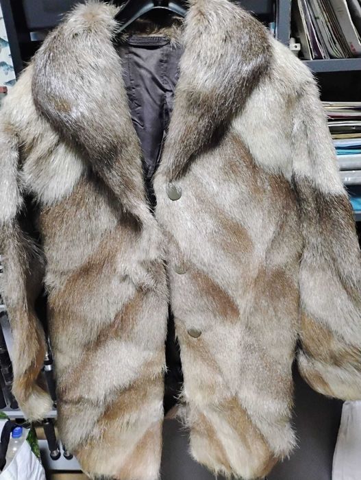 Paltoane din blană diverse modele