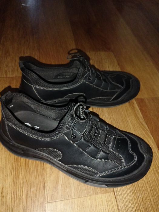 Мужская новая обувь