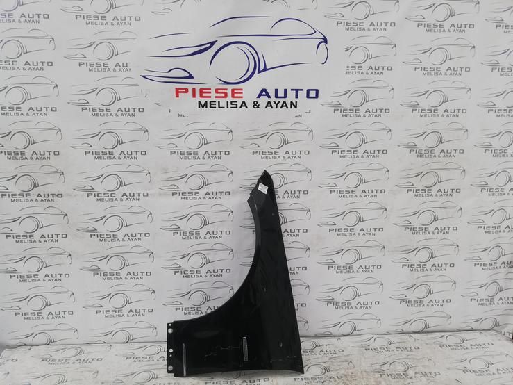 Aripa stanga Mercedes C-Class W204 an 2007-2008-2009-2010-2011-2012-20