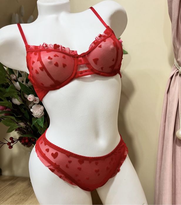 Торговое оборудование манекен