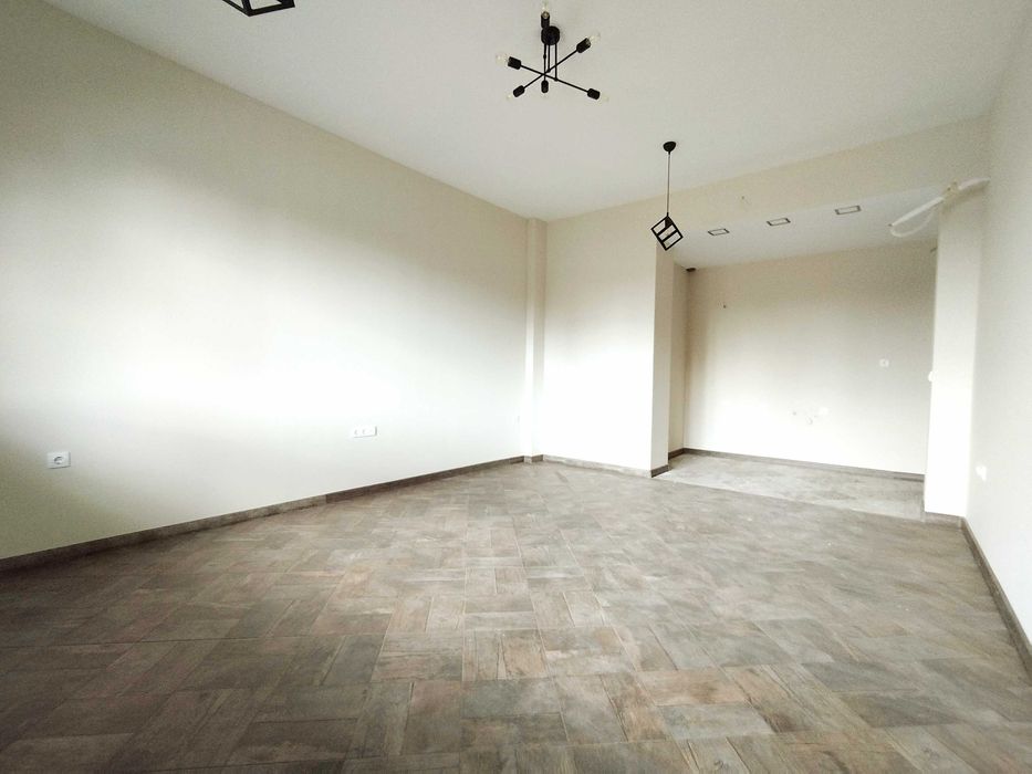 Дава се под наем Офис в Перник, Изток - 78 кв.м за 612 € - Снимка #7