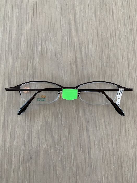 Vand rame ochelari nuante verde noi.