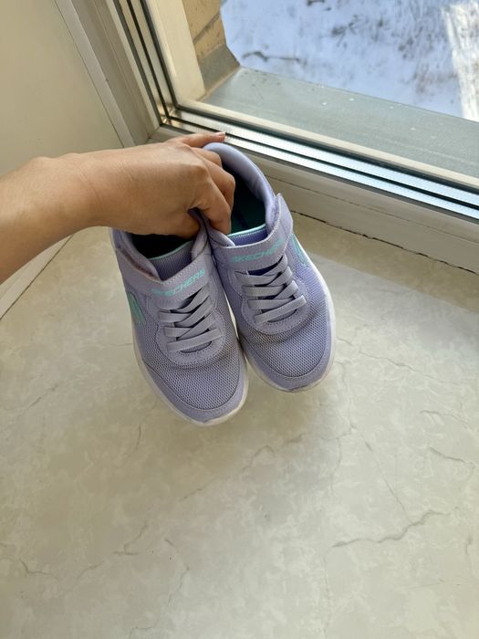 Кроссовки Skechers