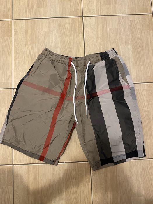 pantaloni Burberry marimea M