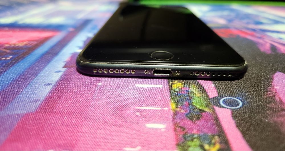 Apple iPhone 7 Plus Black, хорошее состояние