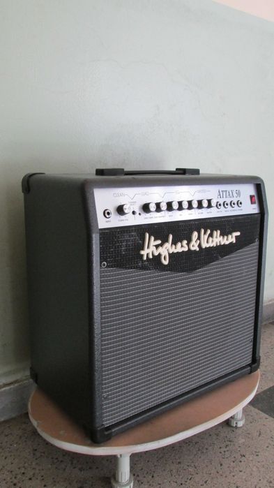 combо усилвател за китара Hughes & Kettner Attax 50