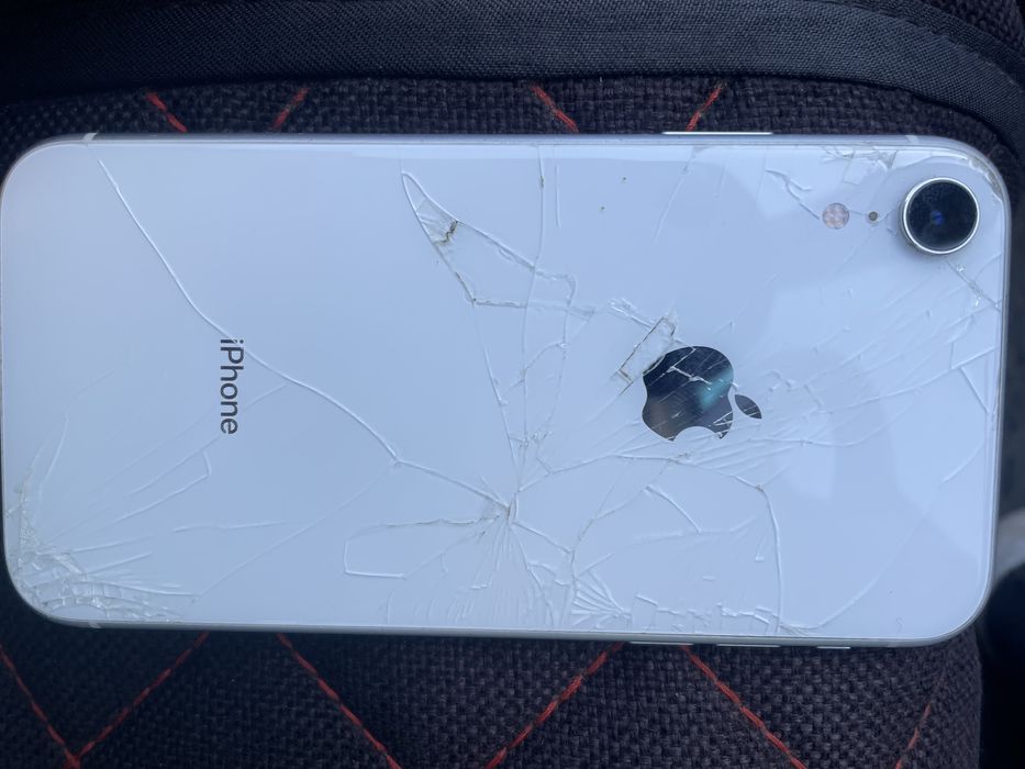 Iphone XR 64gb 79% батарея