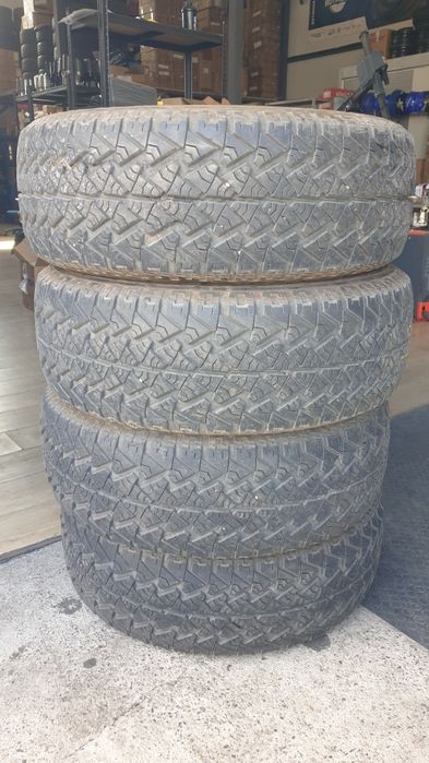 Всесезонни гуми 245/70/16 АТ. DOT 5023г.