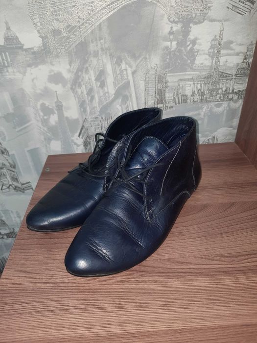 Продам кожанные ботинки