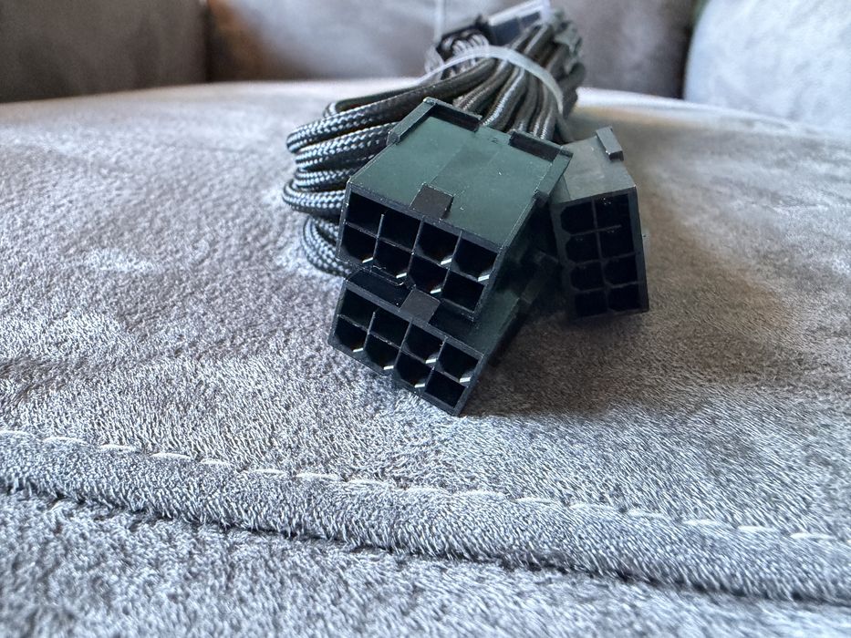 CableMod Pro ModFlex Sleeved 12V-2x6 12VHPWR 90° StealthSense VariantB