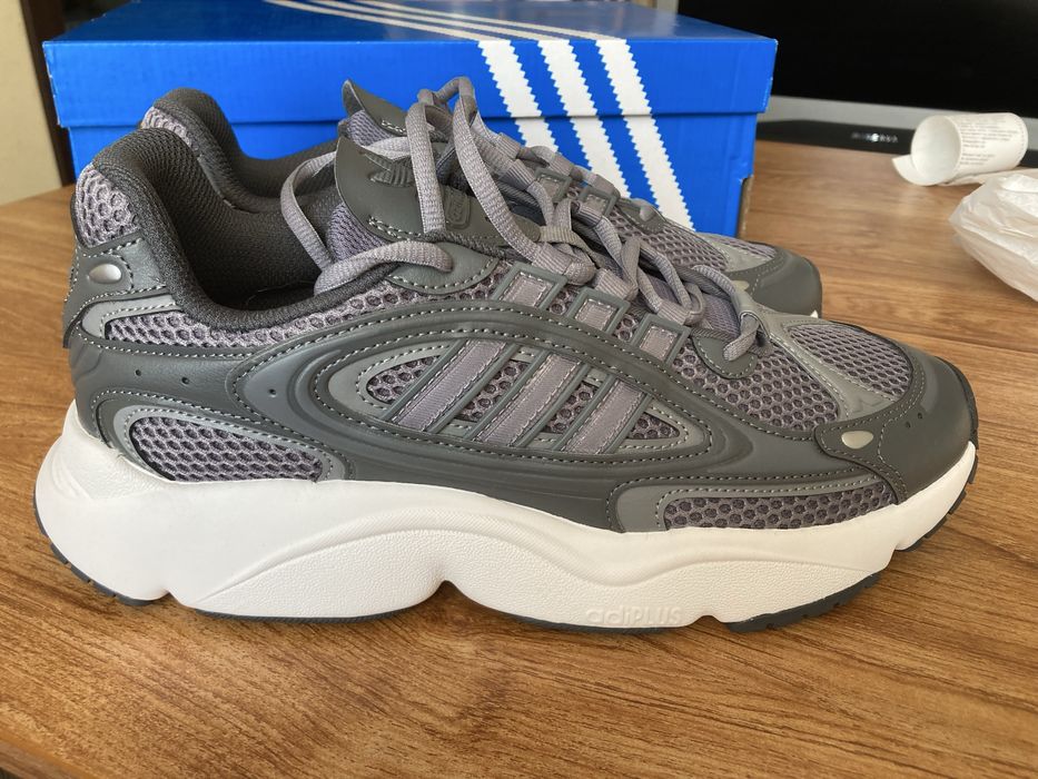 Мъжки оригинални маратонки Adidas Ozmilen