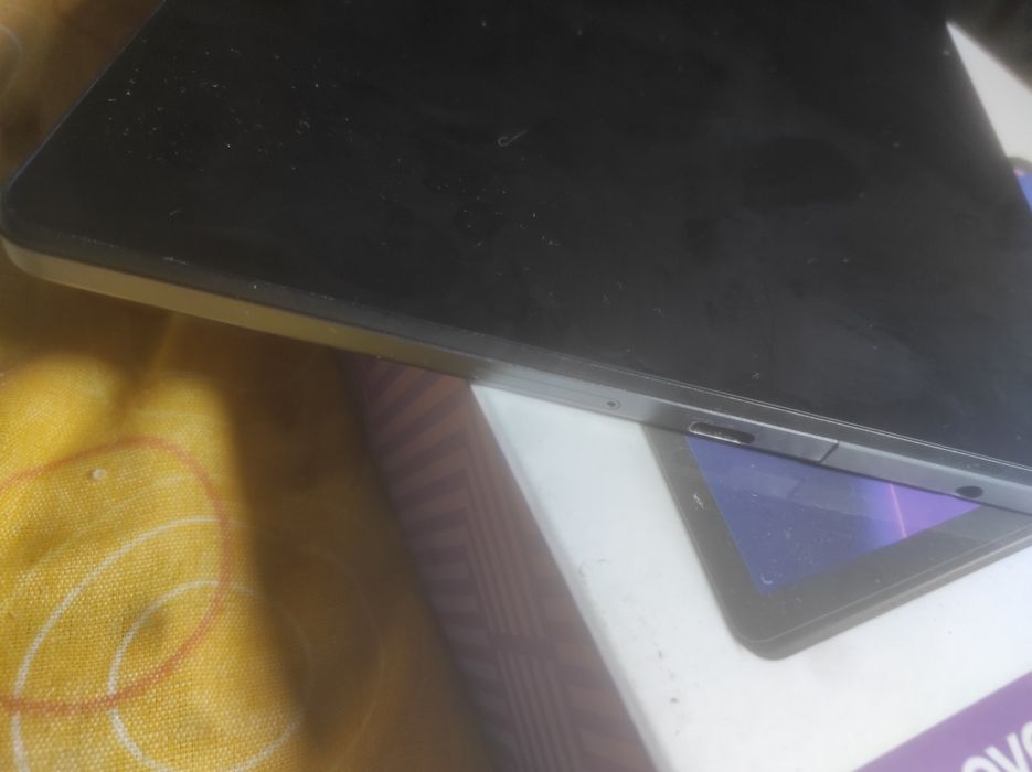 Tableta Lenovo tab M10