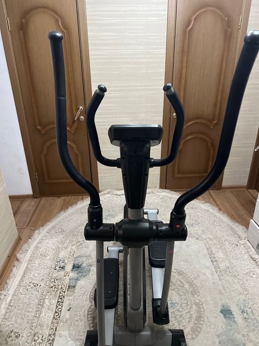 Эллиптический тренажер