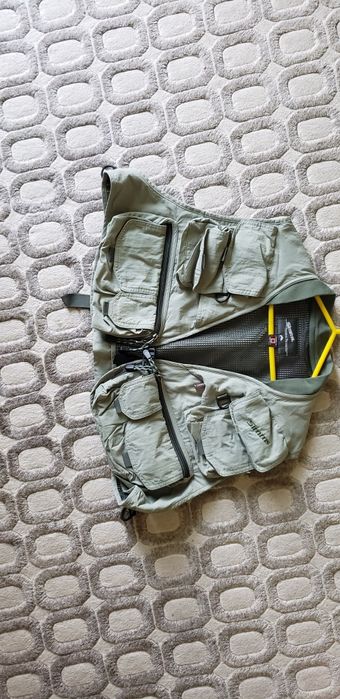 Продавам Елек Simms XXL