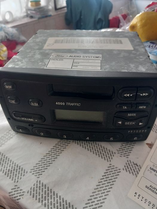 Casetofon Retro Original Ford RDS 4000 Trafic , perfect functional Am cod la el