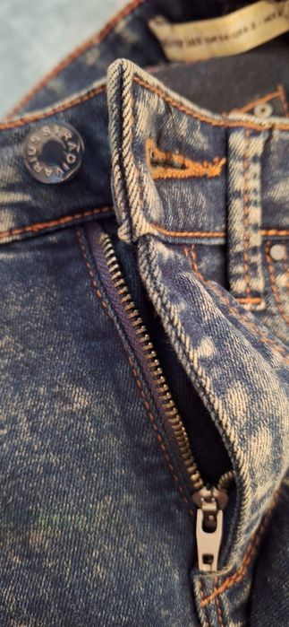 Blugi Skinny Stradivarius Acid Wash Albastru Inchis Masura 34