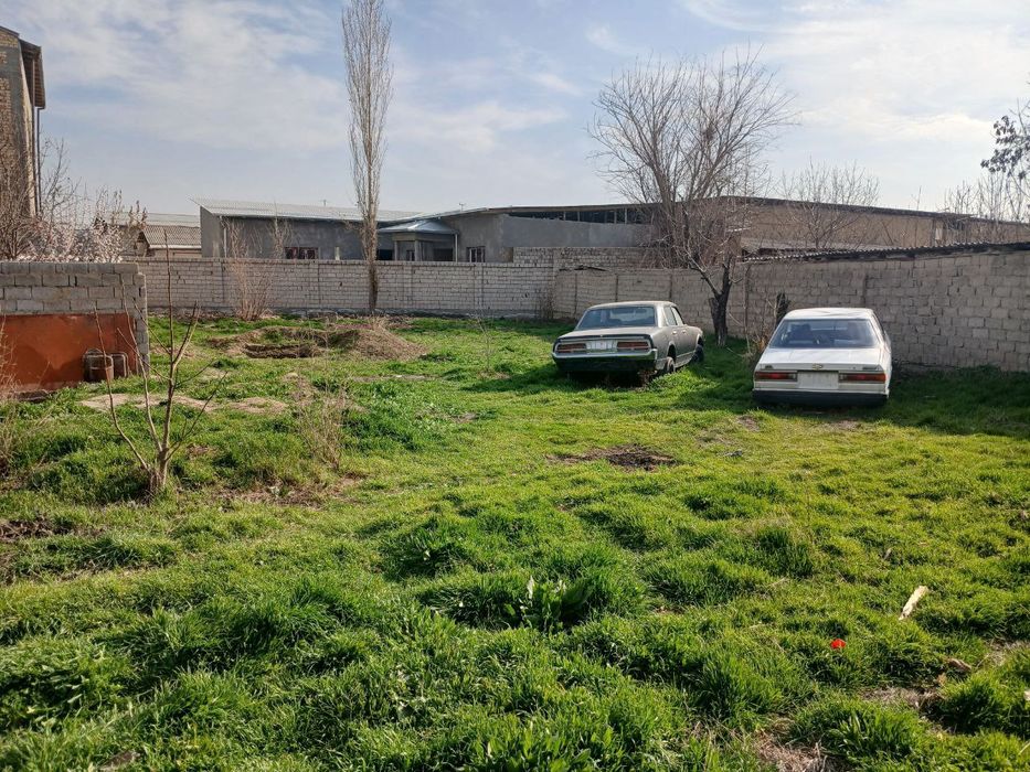 Ер участка сотилади