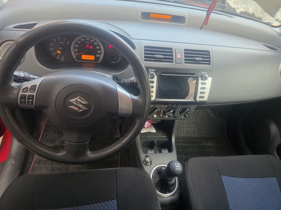 Suzuki Swift 1.3 benzină