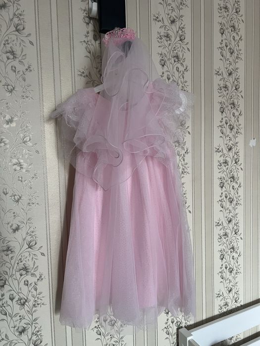 Платье  на девочку