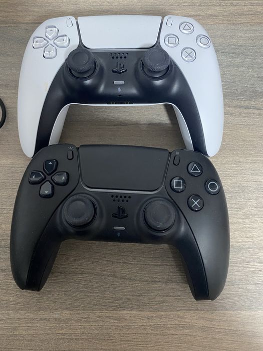 Vand PlayStation 5 Slim 1TB