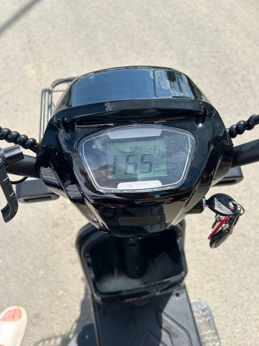 Электроскутер cup