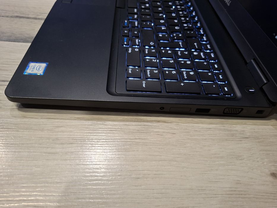 Dell Latitude 5580-i5 7200u/16гб/512гб м.2/Подсввтка