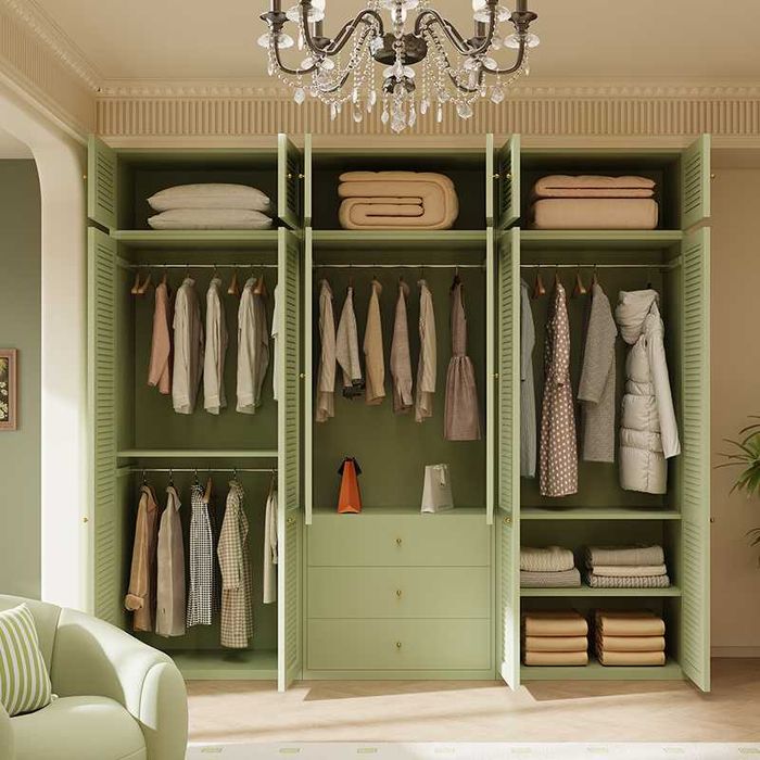 Yotoqxona uchun katta garderob | Шкаф для хранения одежды