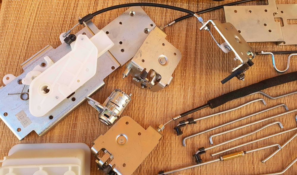 Actuator(motoras) inchidere centralizata rulote,parghii,tije,blocatori