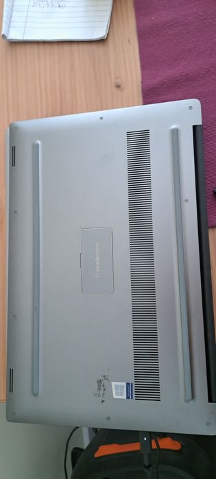 DELL Precision 5540  - Intel I7/512GB SSD