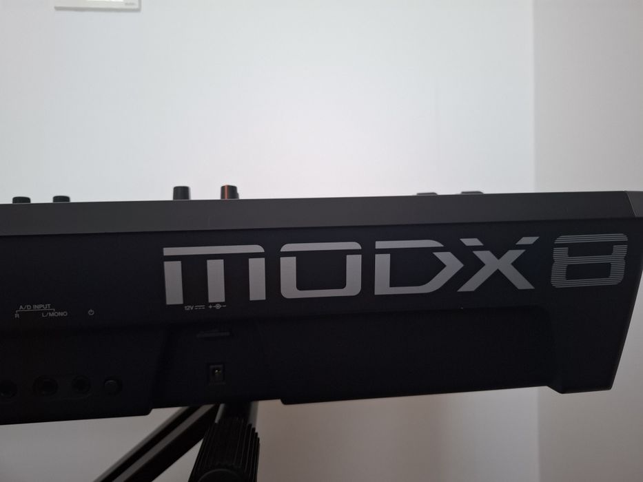 Yamaha MOD X 8 cu 88 clape