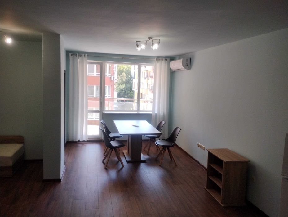 Дава се под наем Двустаен апартамент в Варна, Гранд Мол Варна - 70 кв.м за 500 € - Снимка #1