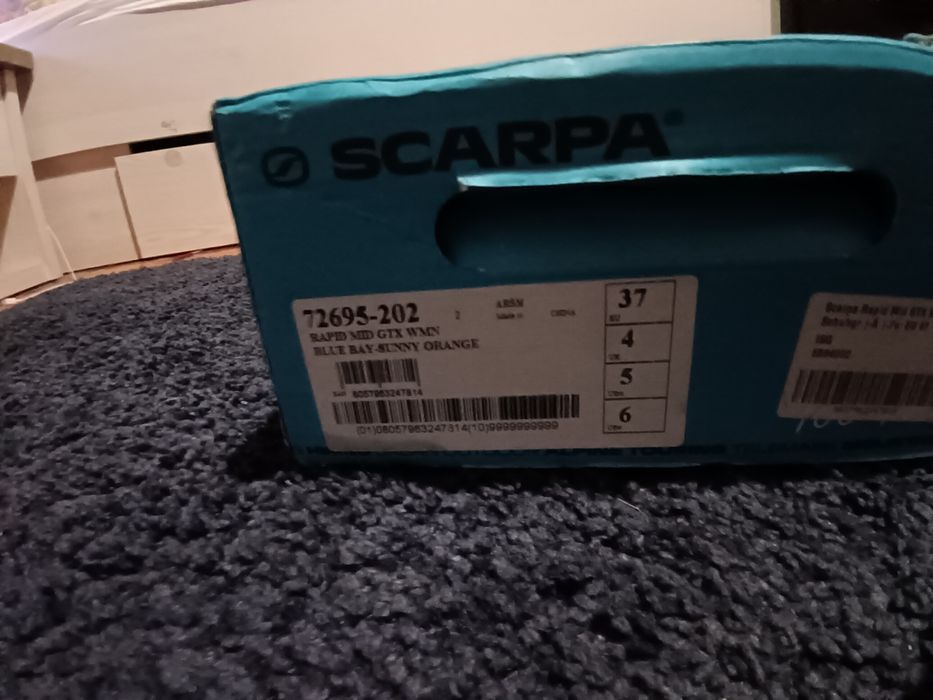 Обувки scarpa за туризъм и др