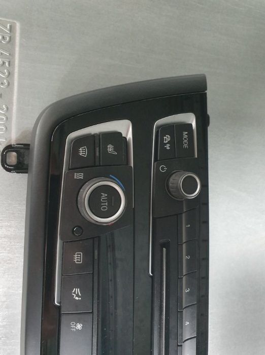 Panou clima BMW F30 F31 F32 F34 F36 F20 F21 cu incalzire scaune